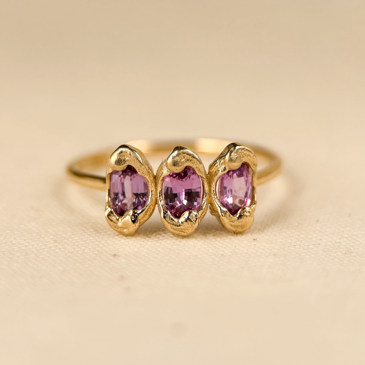 Pigment Trilogy (Pink Sapphire)