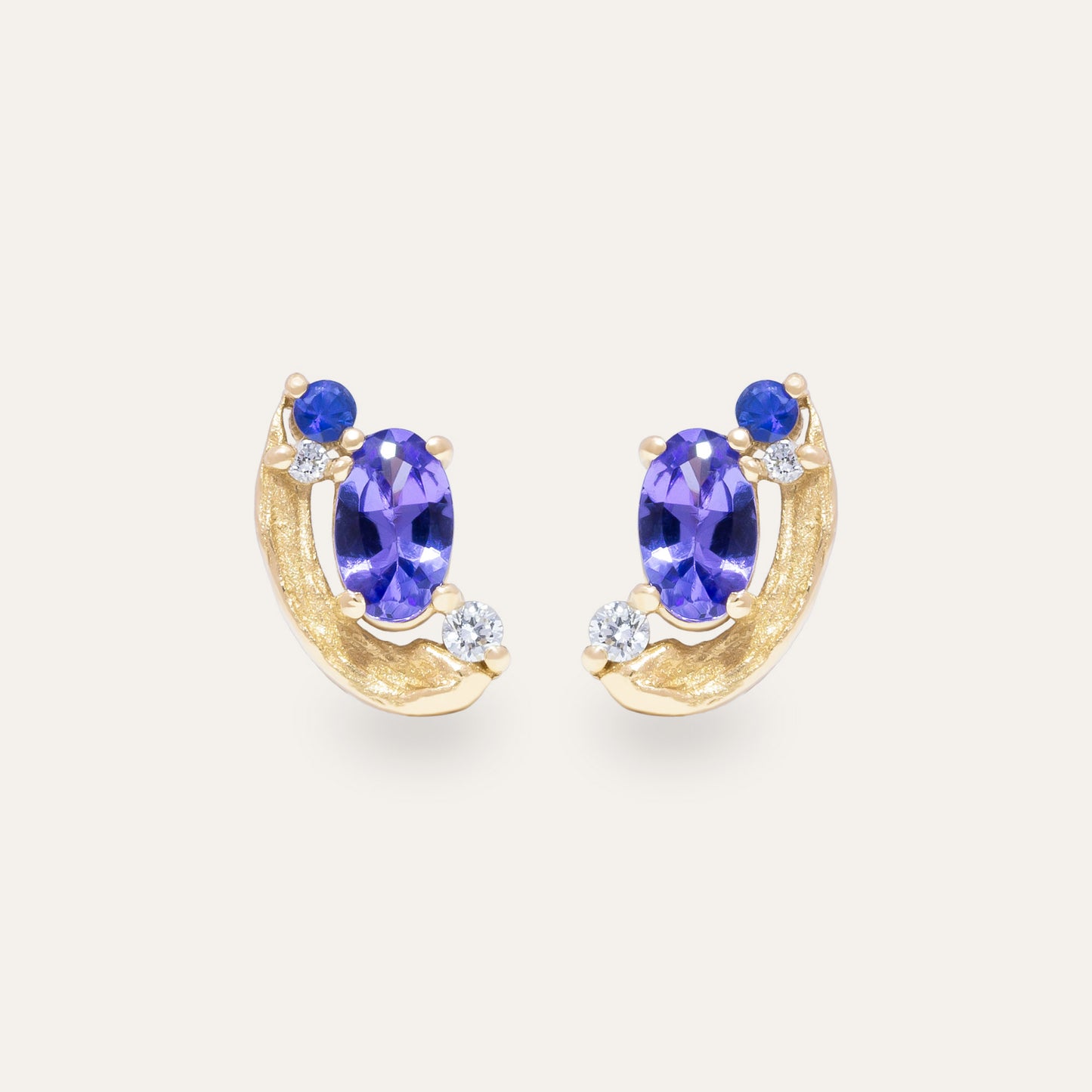 Periwinkle Earring (Single)