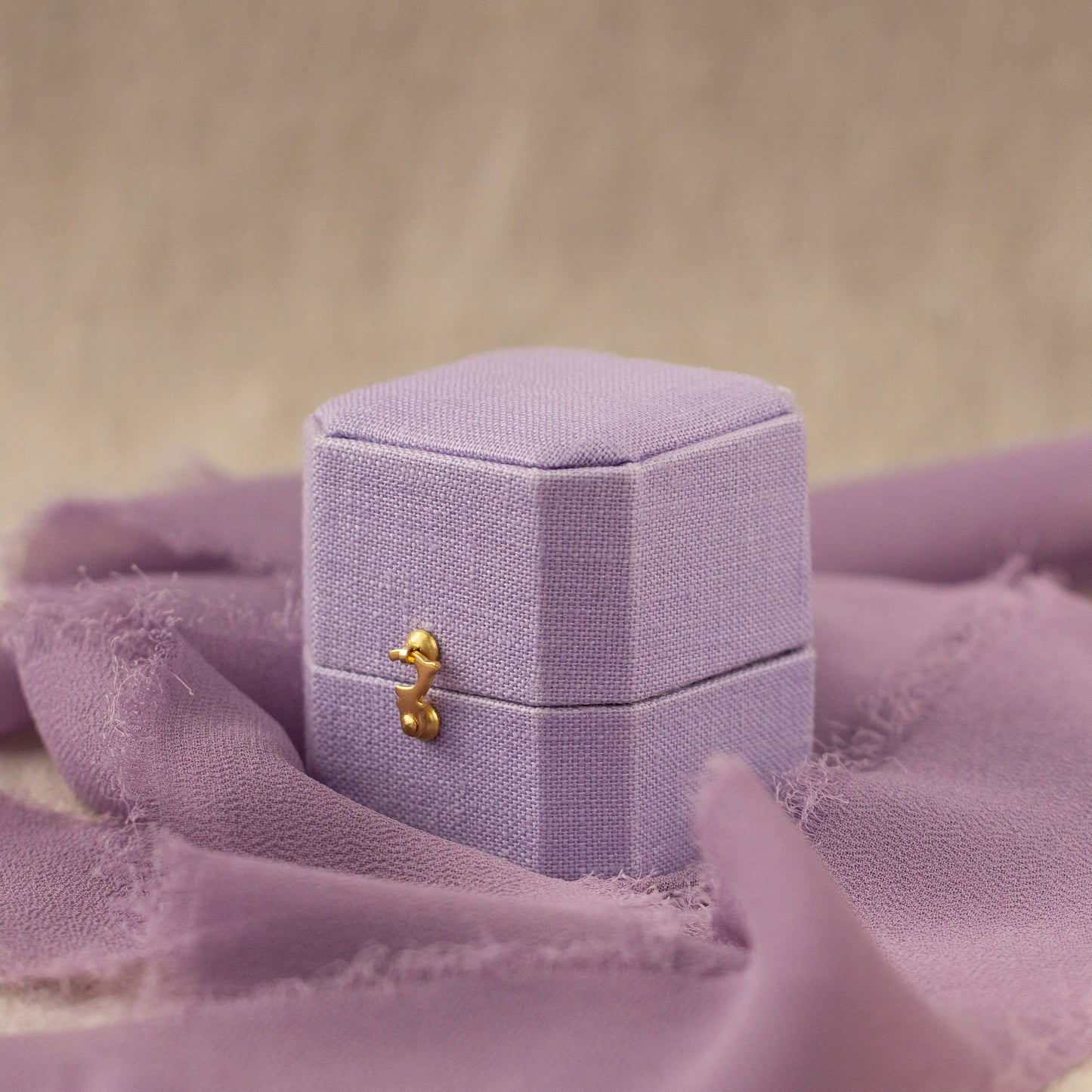 Le Conte Jewelry Amour Ring Box, bespoke, fine jewelry, lavender, vintage, french style, french inspired, proposal ring box, unique jewelry box, paint your golden moment, painter