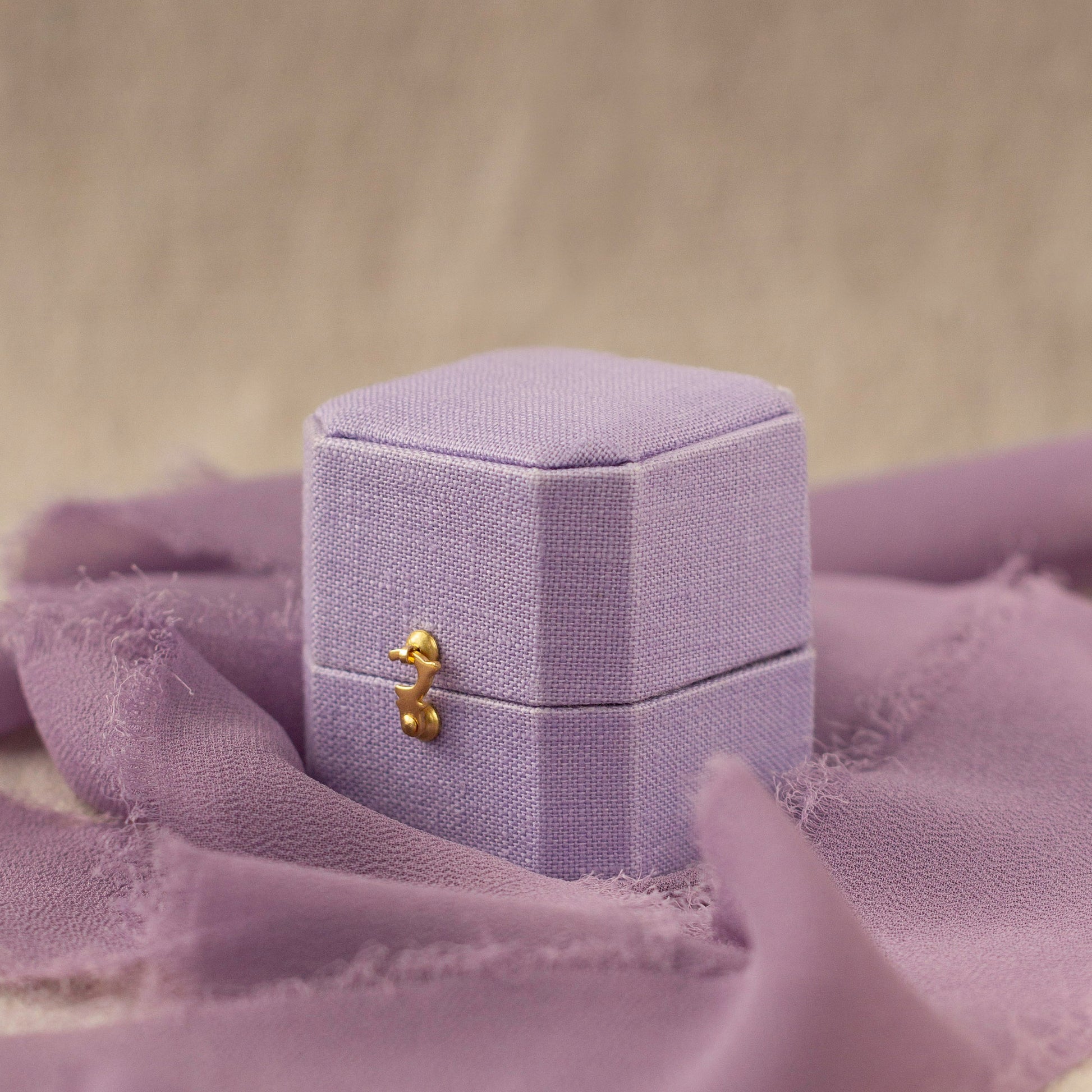 Le Conte Jewelry Amour Ring Box, bespoke, fine jewelry, lavender, vintage, french style, french inspired, proposal ring box, unique jewelry box, paint your golden moment, painter