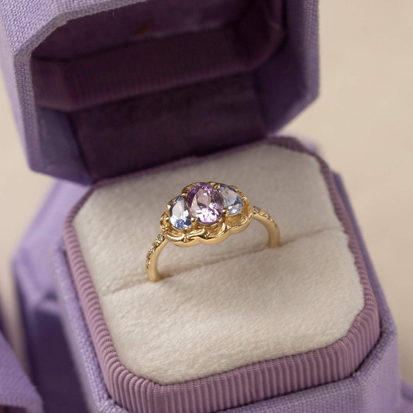 Le Conte Jewelry Amour Ring Box, bespoke, fine jewelry, lavender, vintage, french style, french inspired, proposal ring box, unique jewelry box, paint your golden moment, painter, sapphire ring