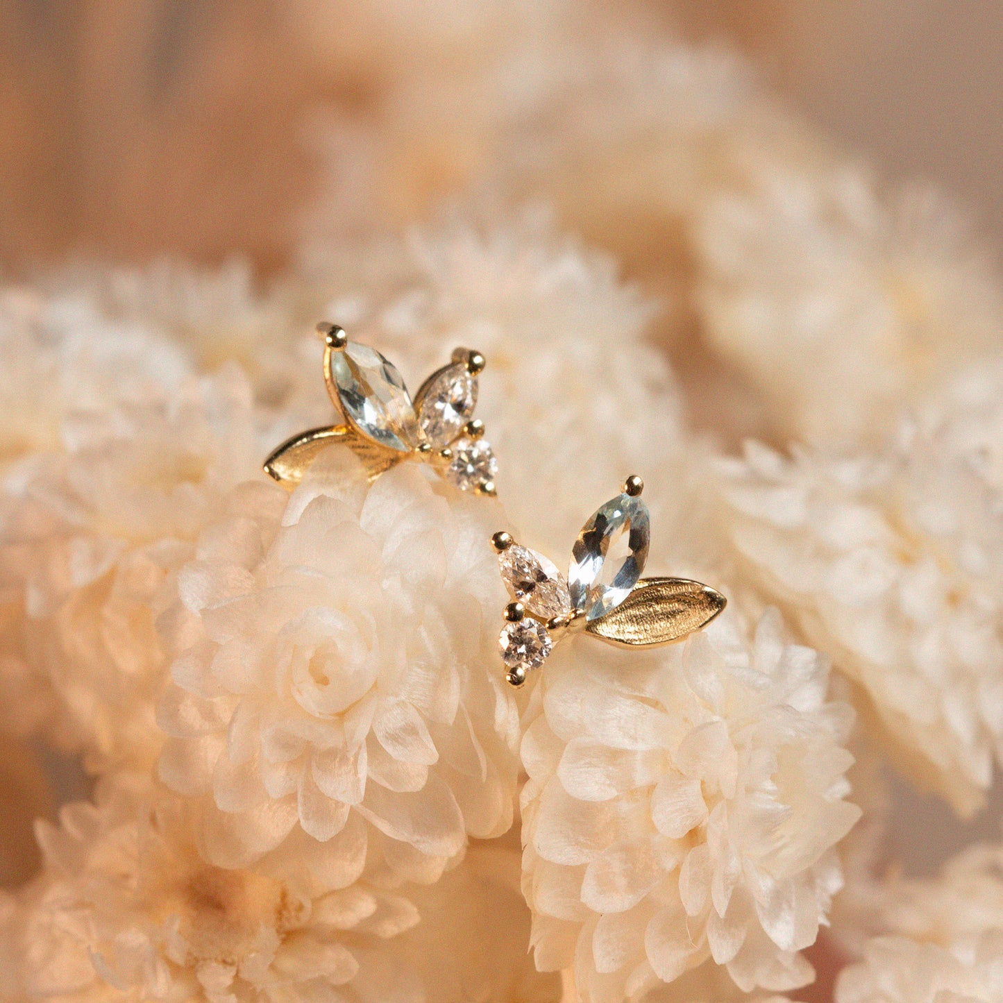 Monet's Lily Petals Earring (Single)