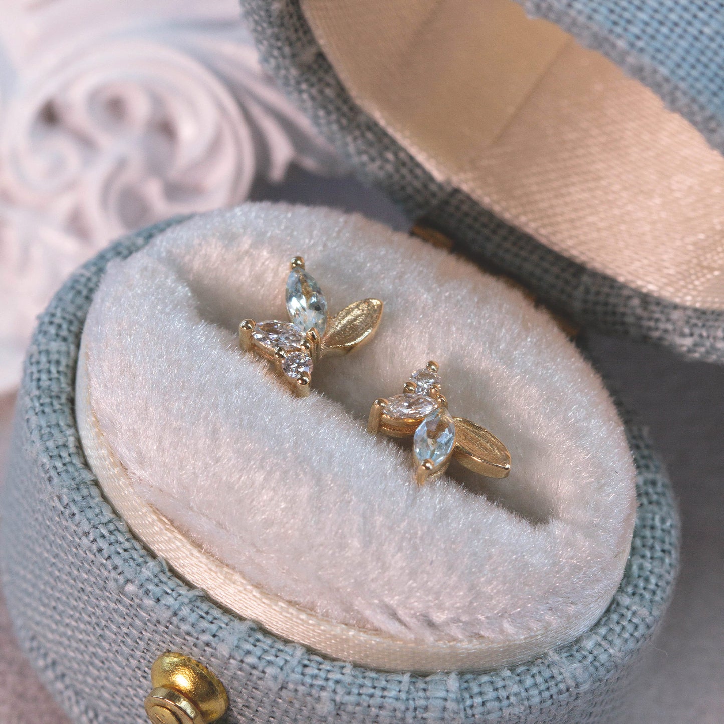 Monet's Lily Petals Earring (Single)