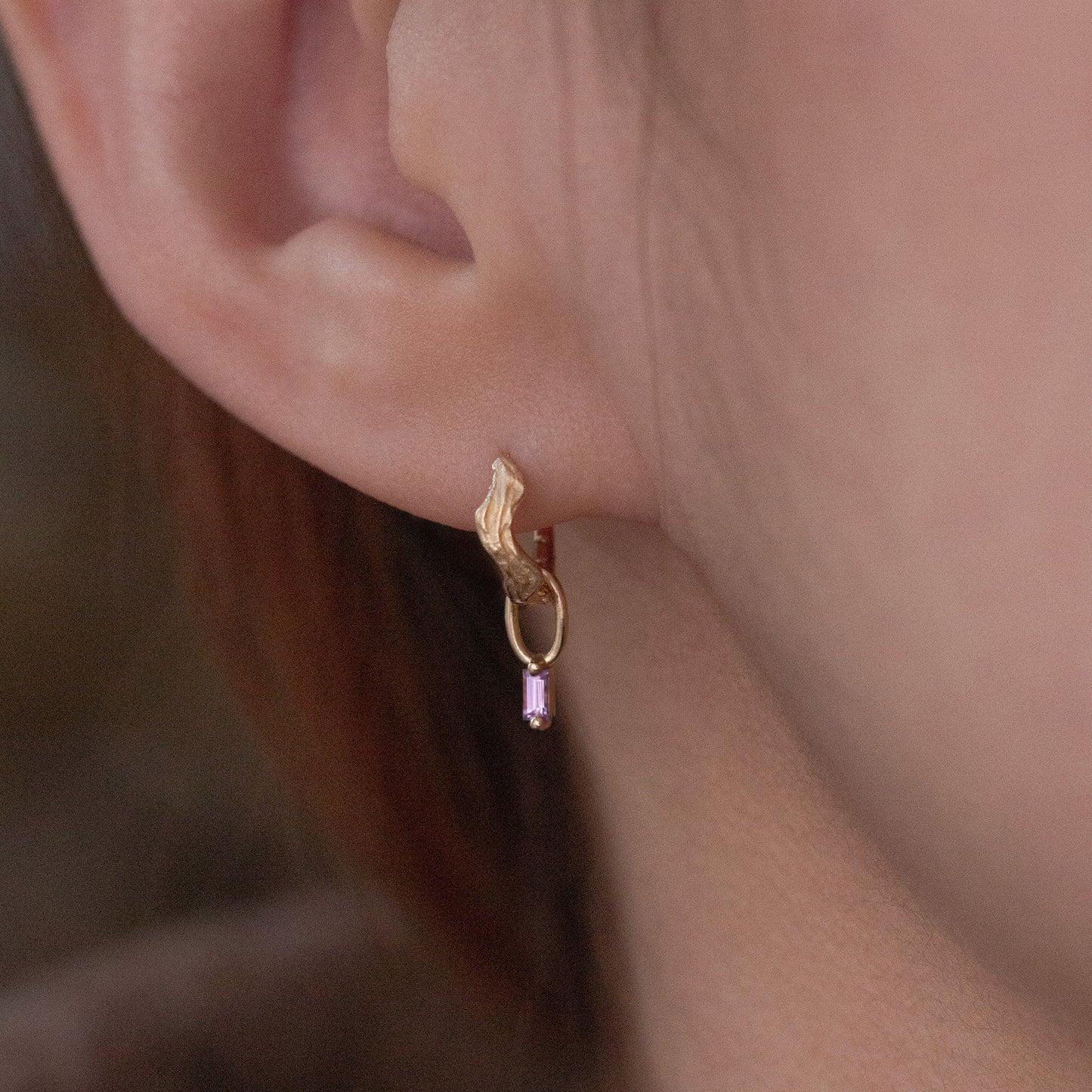 Renoir's Breeze Hoop Earring Petite (Single)
