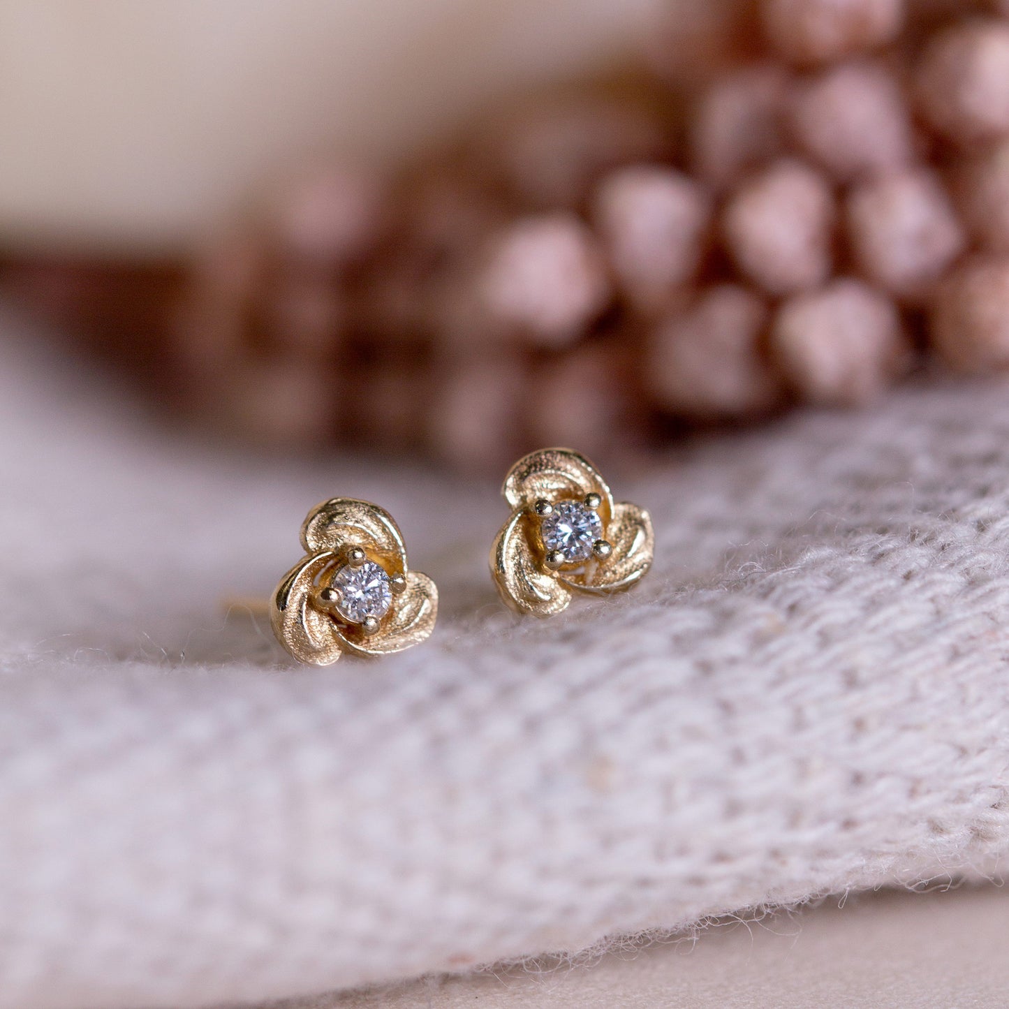 Monet's Garden Earring (Single)