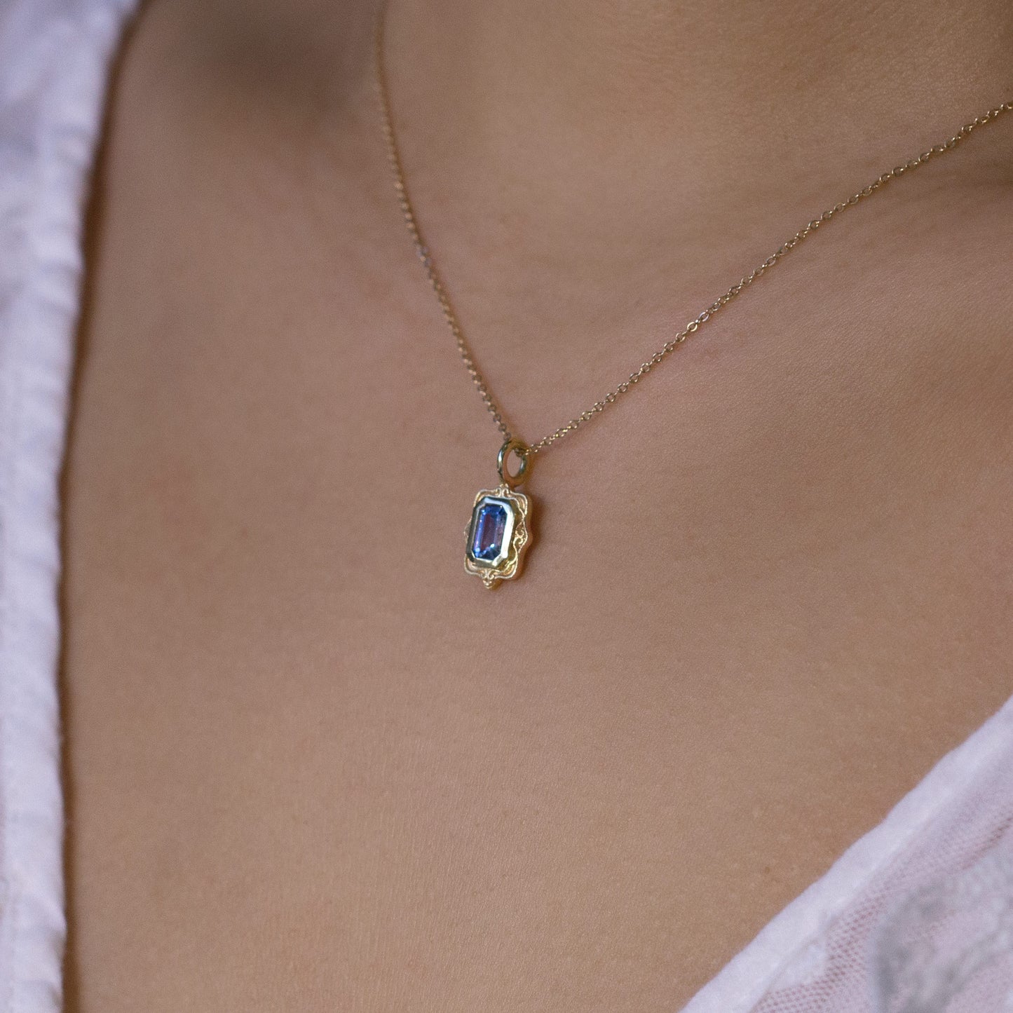 Objet d'Art No. 1 (Pendant)