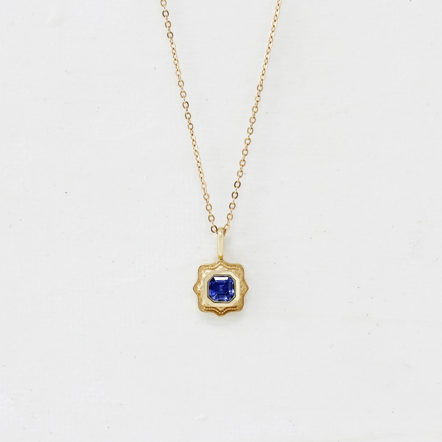 Objet d'Art No. 4 (Pendant)
