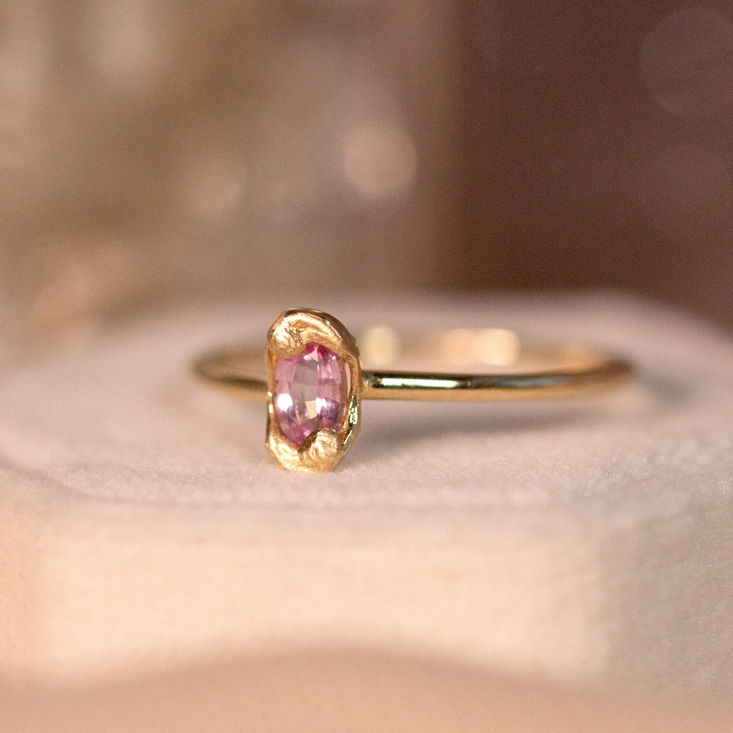 Pigment (Pink Sapphire)