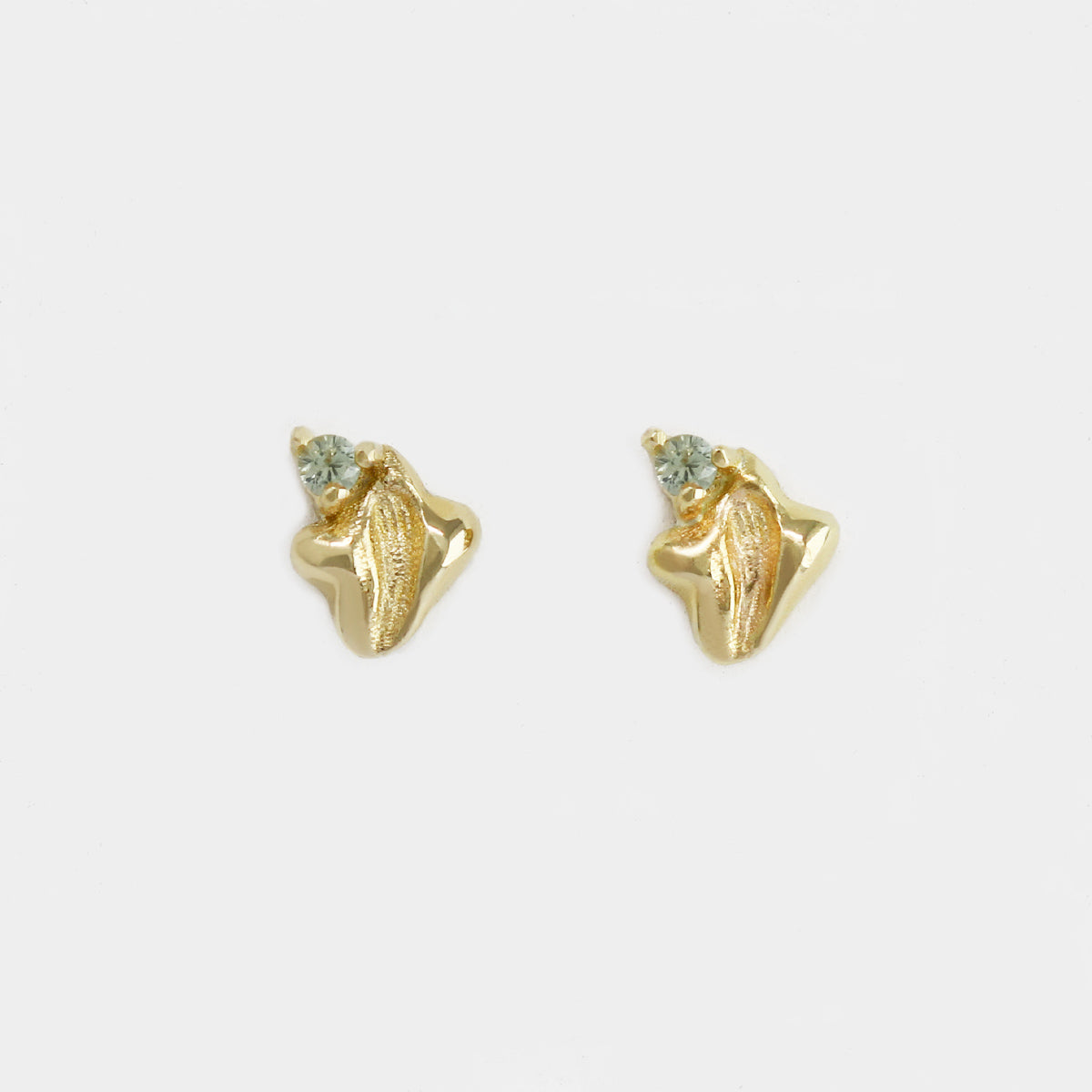 Soft Sage Mist Earring (Single)