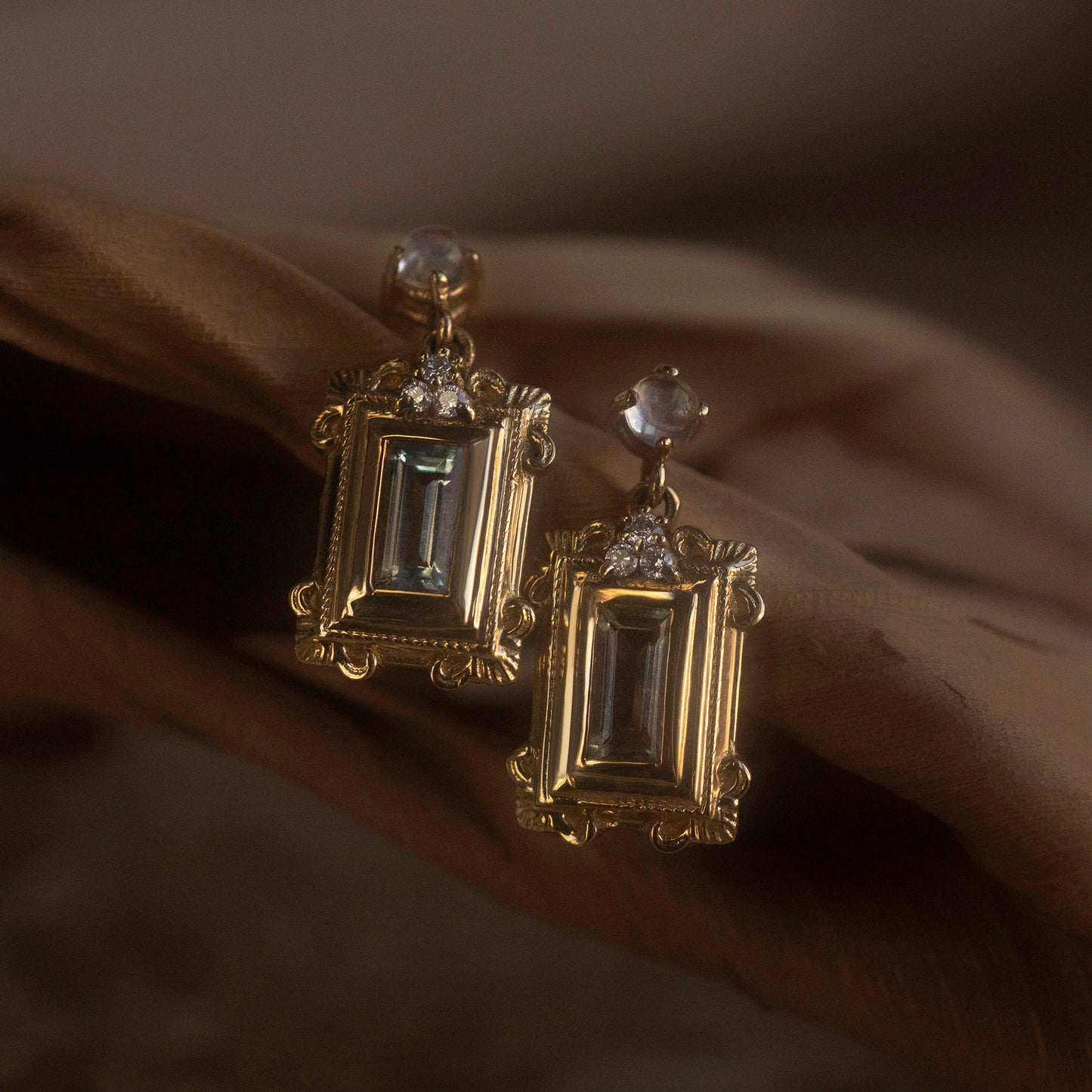 Vanity No. 4 Earring (Single)