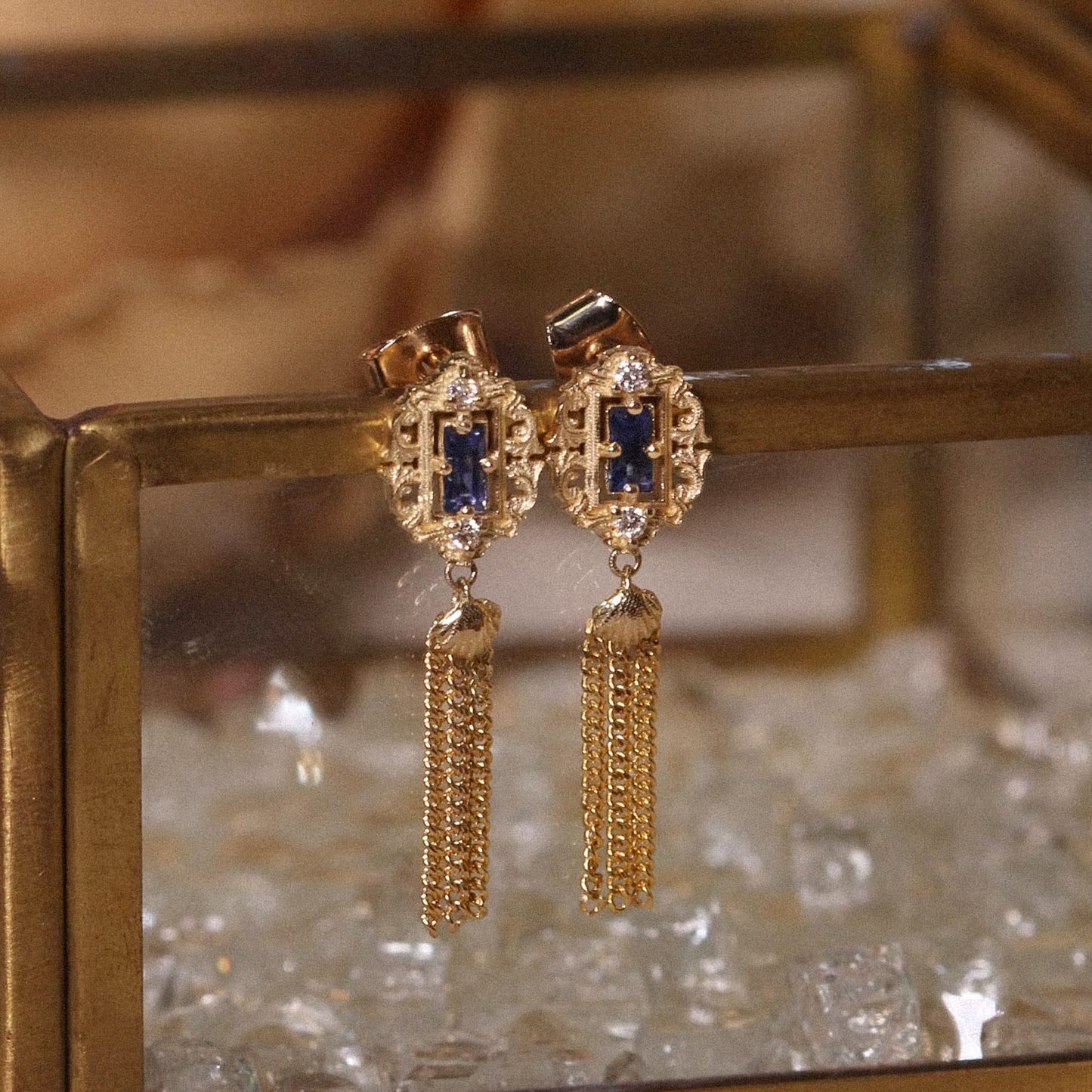 Vanity No. 5 Earring (Single)