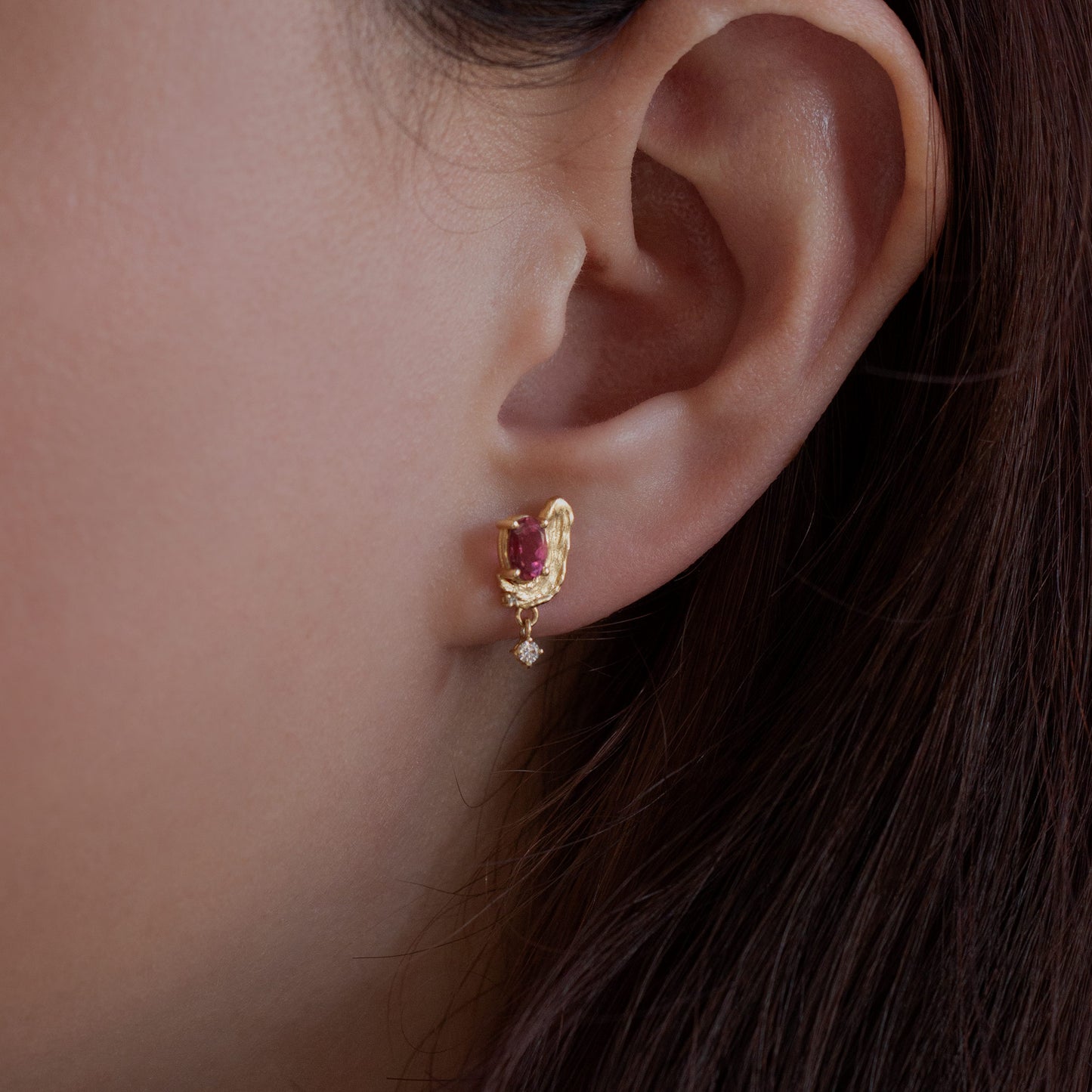 Rose Madder Earring (Single)