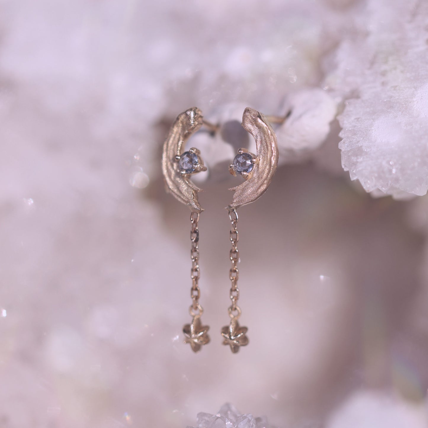 Ultramarine Earring (Single)