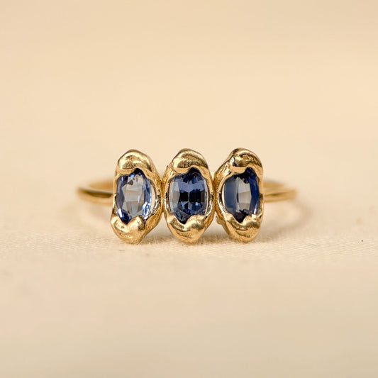 Pigment Trilogy (Blue Sapphire)