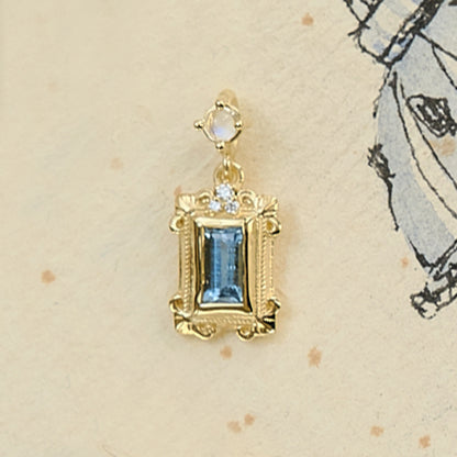 Vanity No. 4 Charm