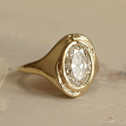 Glaze Signet - 2ct Lab Grown - Oval