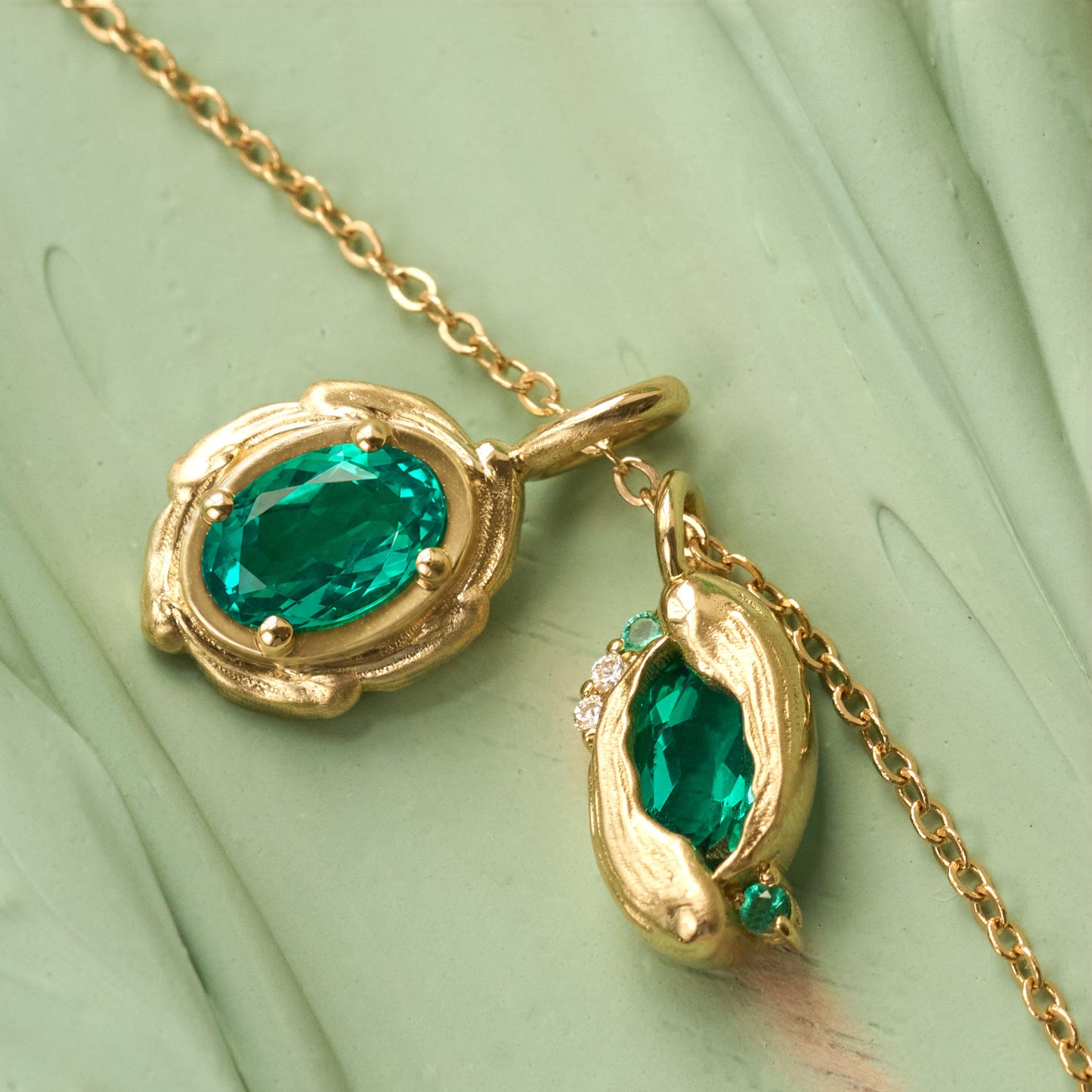 Peacock Green