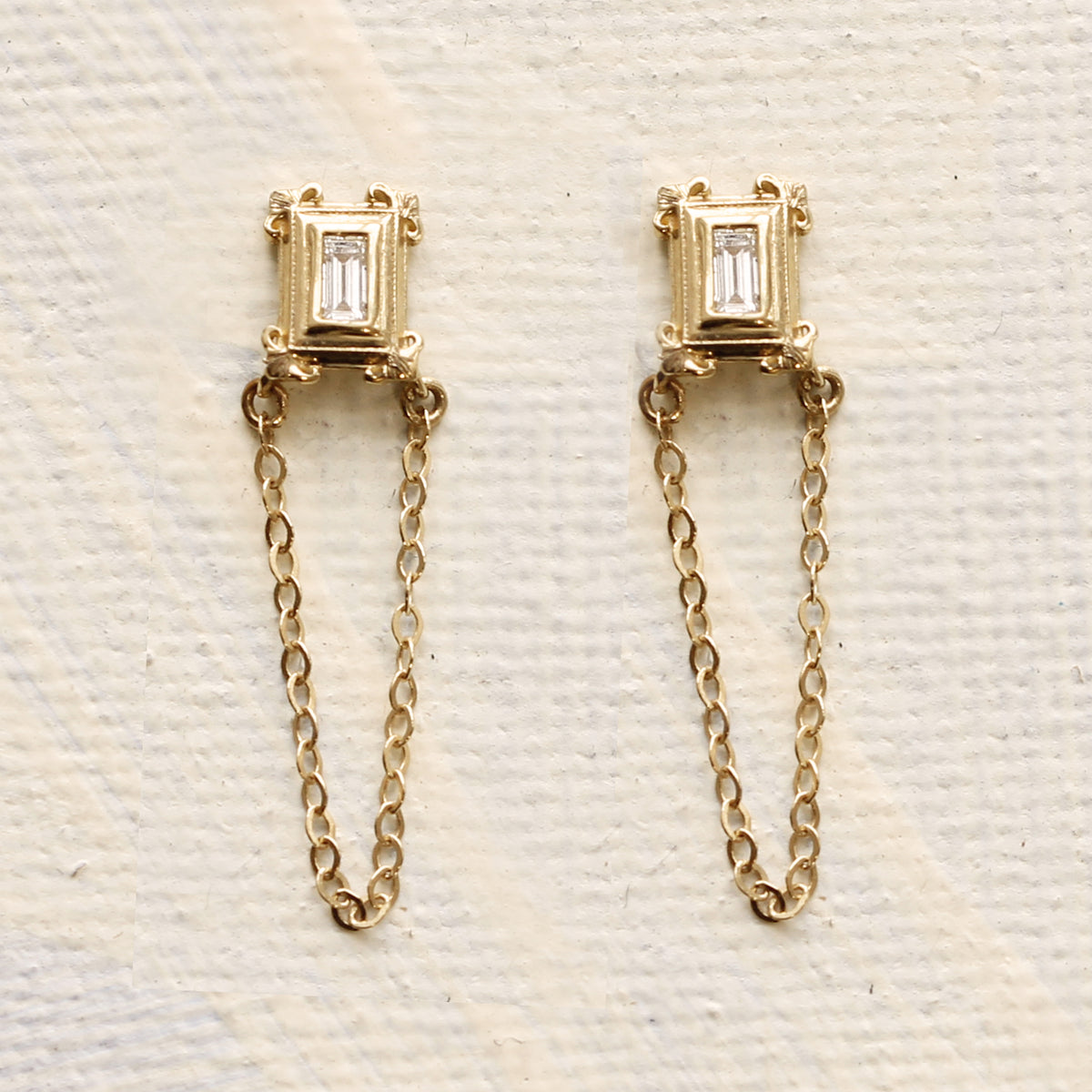 Vanity Petit Chain Earring